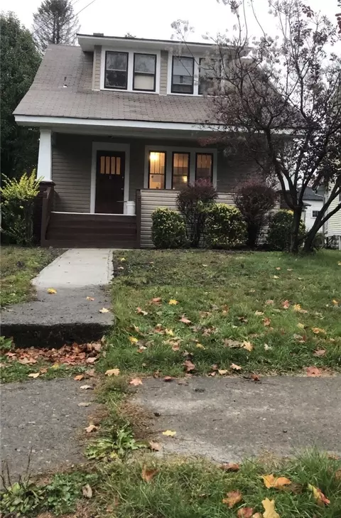 8 W Laurel Ave, New Castle, PA 16101