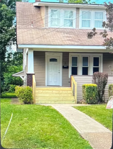 8 W Laurel Ave, New Castle, PA 16101