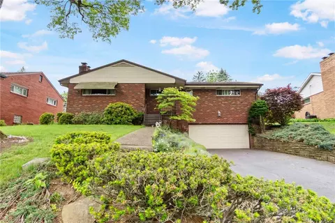 757 Artvue Dr, Pittsburgh, PA 15243