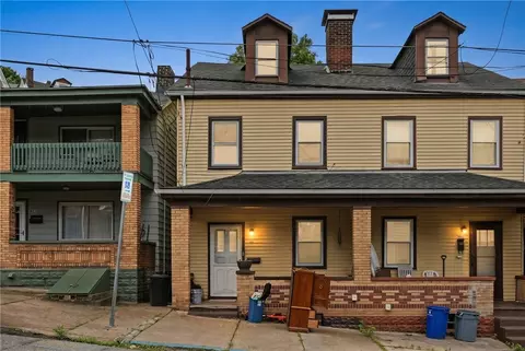 3818 Acorn St, Pittsburgh, PA 15207