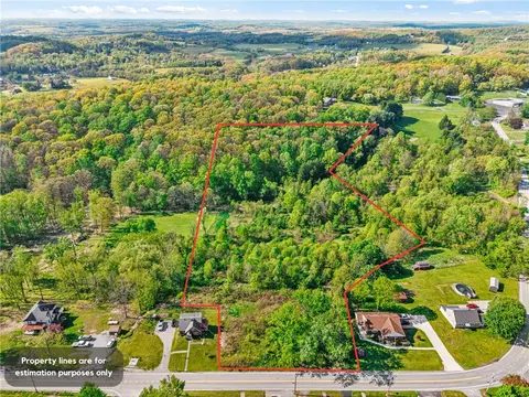 1503 Ridge Rd, Jeannette, PA 15644