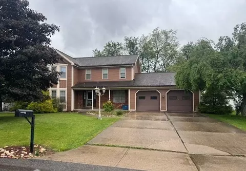 5006 Julia Ln, Mckees Rocks, PA 15136