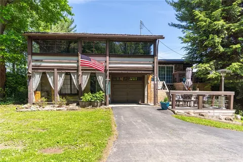511 Covert Rd, New Castle, PA 16102