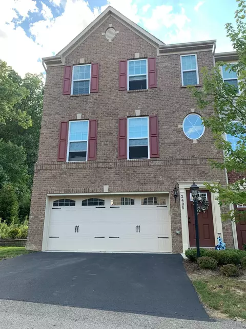 2405 Pointe View Dr, Mars, PA 16046