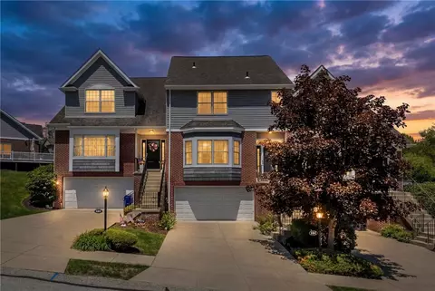 102 Lenox Dr, Imperial, PA 15126