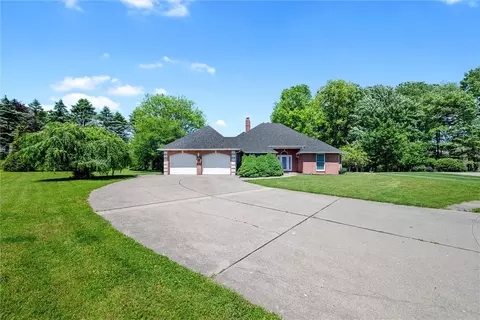 111 Saddle Brook Cir, Butler, PA 16001