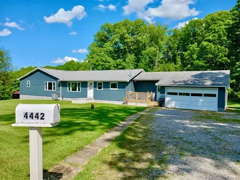 4442 Mercer Pike, Cochranton, PA 16314
