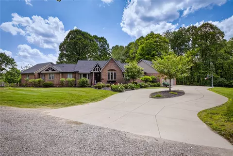 1034 Old Harper #MOON TWP, Crescent, PA 15046