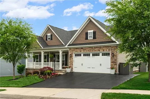 4007 Weatherburn Dr, Valencia, PA 16059