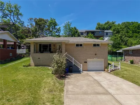 4628 Bowes Ave, West Mifflin, PA 15122