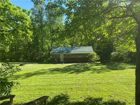Exterior - 154 Eicher Rd, Confluence, PA 15424 photo 3 of 5