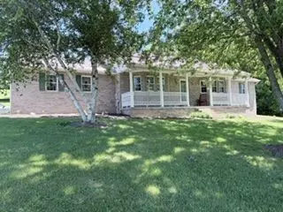 141 Woodies Rd, Waynesburg, PA 15370