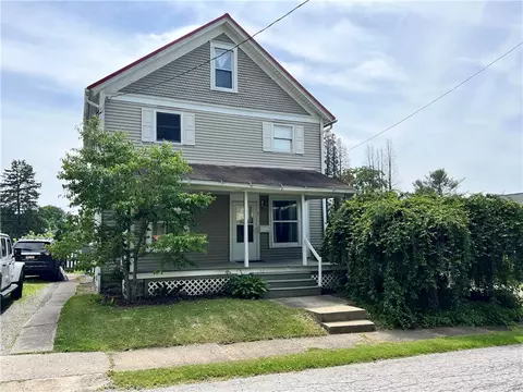 7 Short St, Greenville, PA 16125