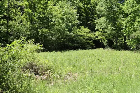 193 Creek Rd, Bolivar, PA 15923