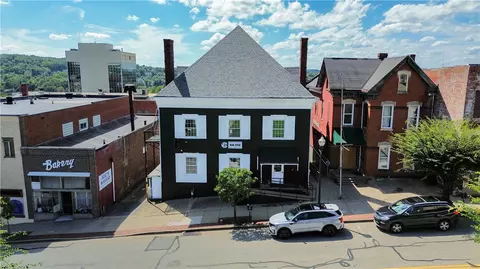 127 N Main St, Washington, PA 15301