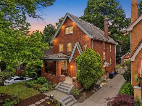 6925 Rosewood St, Pittsburgh, PA 15208