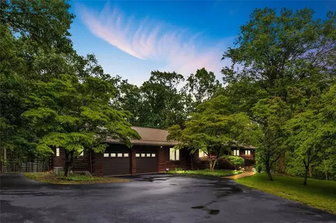 6229 Terry Ln, Murrysville, PA 15668