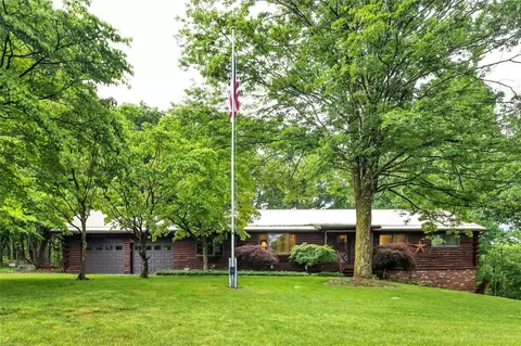 6229 Terry Ln, Murrysville, PA 15668