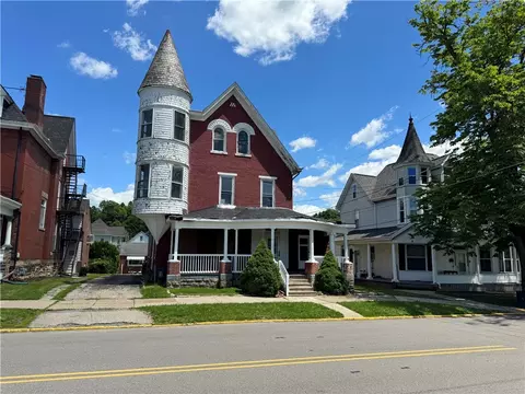 516 3rd St, California, PA 15419