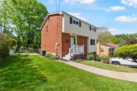 228 Shenandoah Dr, Pittsburgh, PA 15235