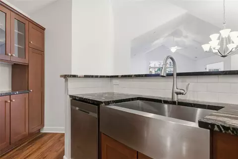 Kitchen - 400 Spring Valley Dr, Zelienople, PA 16063 photo 1 of 3