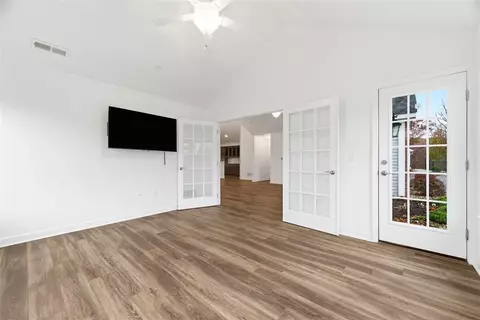 Other - 400 Spring Valley Dr, Zelienople, PA 16063 photo 4 of 15