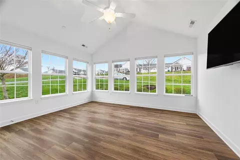 Other - 400 Spring Valley Dr, Zelienople, PA 16063 photo 3 of 15