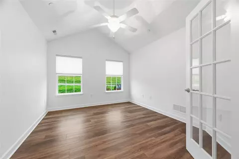 Other - 400 Spring Valley Dr, Zelienople, PA 16063 photo 10 of 15