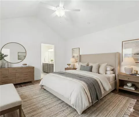 Bedroom - 400 Spring Valley Dr, Zelienople, PA 16063 photo 1 of 3