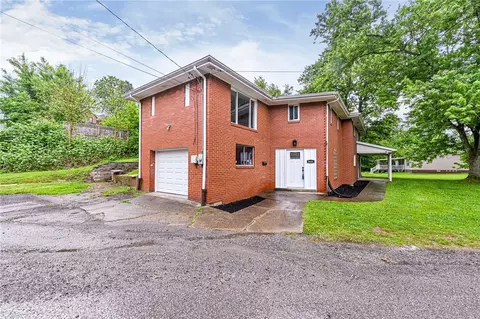 5601 Rogers St, Pittsburgh, PA 15207