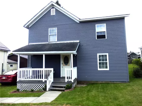 22 Fourth St, Cairnbrook, PA 15924