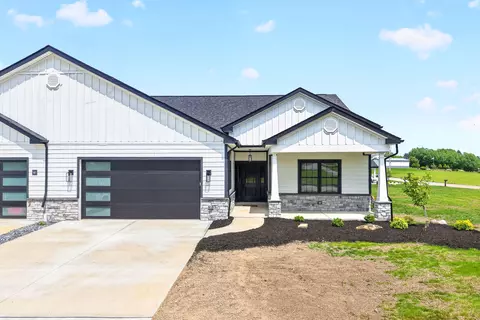 1167 Valley Clb #115, Irwin, PA 15642