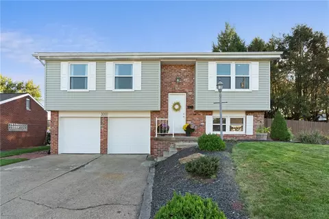 3000 Artfield St, New Kensington, PA 15068