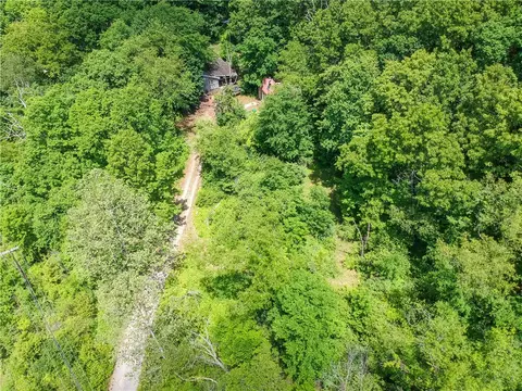 149 Seneca School Rd, Harmony, PA 16037