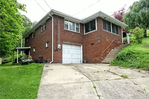 950 Tourman St, Coulter, PA 15028