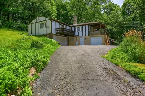 370 Northern Pike, Pittsburgh, PA 15235