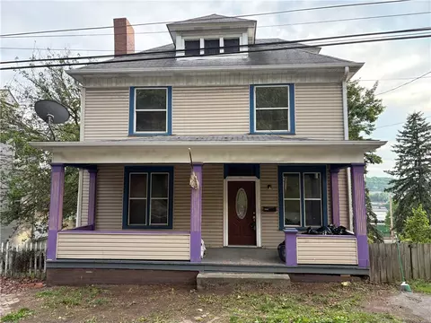 580 4th Ave, Freedom, PA 15042