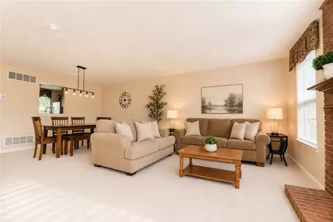 Living - 433 Georgetown Ct, Seven Fields, PA 16046 photo 2 of 2