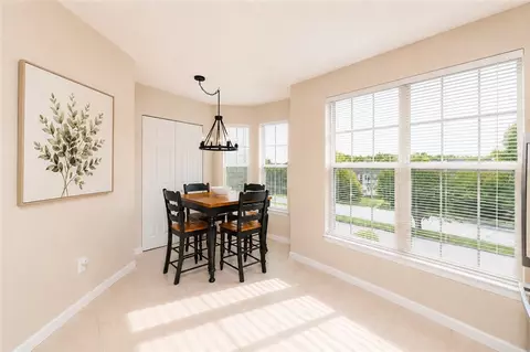 Dining - 433 Georgetown Ct, Seven Fields, PA 16046 photo 1 of 1