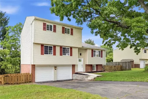 426 Linden Dr, Cheswick, PA 15024