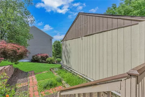 Exterior - 210 Pine Dr, Coraopolis, PA 15108 photo 10 of 12