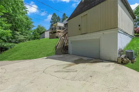 Exterior - 210 Pine Dr, Coraopolis, PA 15108 photo 12 of 12