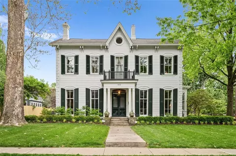 402 Maple Ln, Sewickley, PA 15143