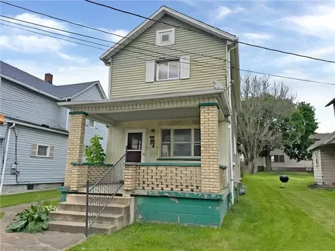 1111 Pollock Ave, New Castle, PA 16101