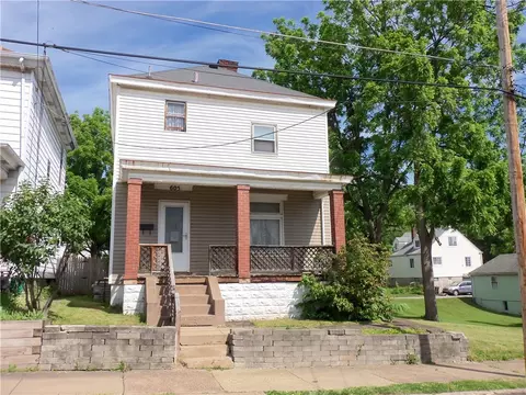 605 Duquesne Ave, Canonsburg, PA 15317