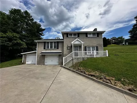 765 Robbins Station Rd, Irwin, PA 15642