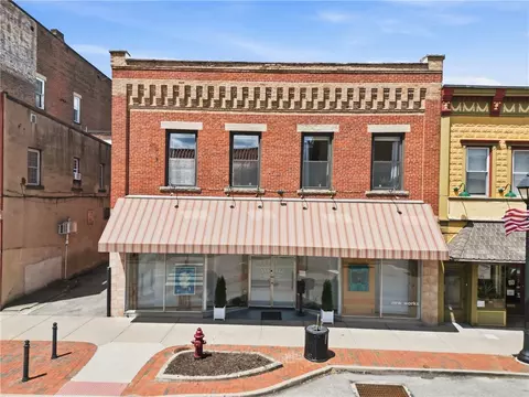 235 S Broad St, Grove City, PA 16127