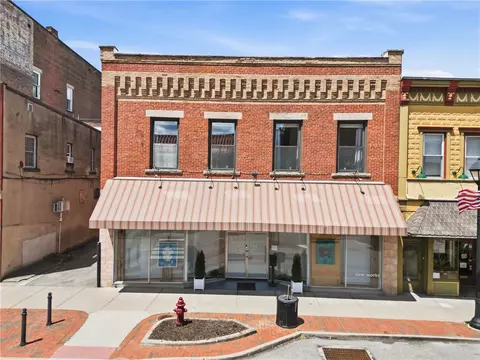 235 S Broad St, Grove City, PA 16127