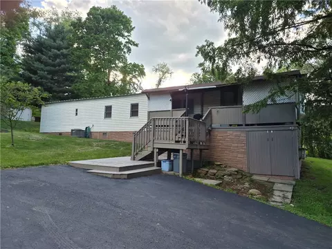 4008 Finleyville Elrama Rd, Finleyville, PA 15332