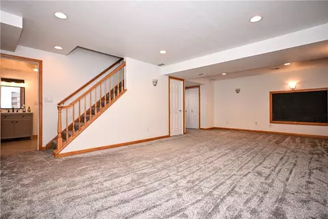 Living - 2381 Mount Vernon Ave, Export, PA 15632 photo 7 of 8